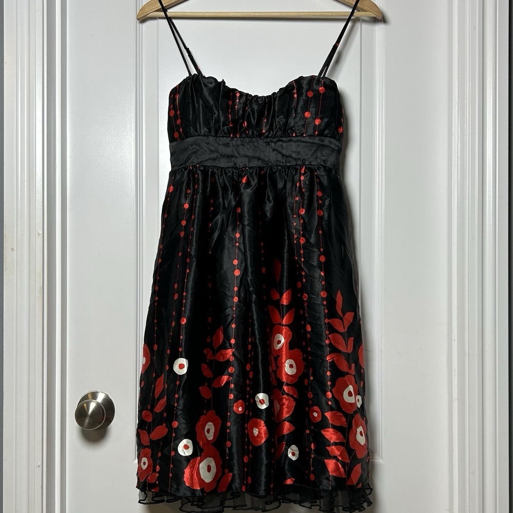 Speechless Black Red Poppy Floral Back Bow Spaghetti Strap Babydoll Mini Dress